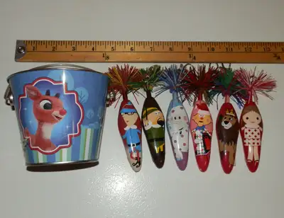 Rudolph the Red-Nosed Reindeer: 6 Kooky Klickers Pens & 1 Small, View more