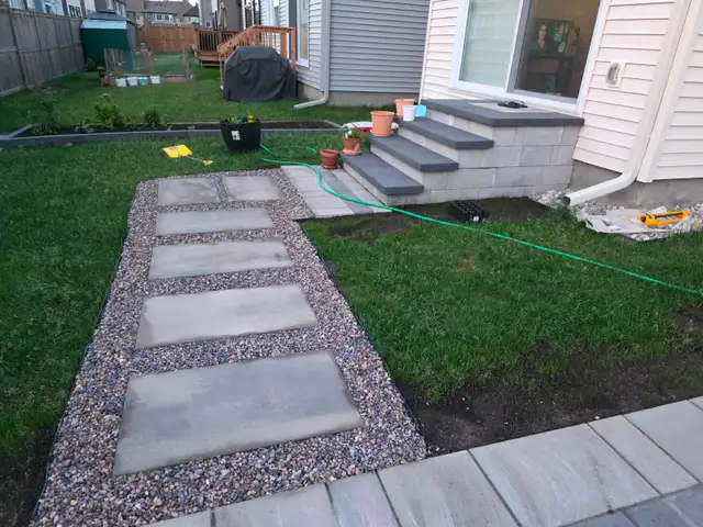 Interlock and Landscape Labourer in Construction & Trades in Ottawa - Image 5