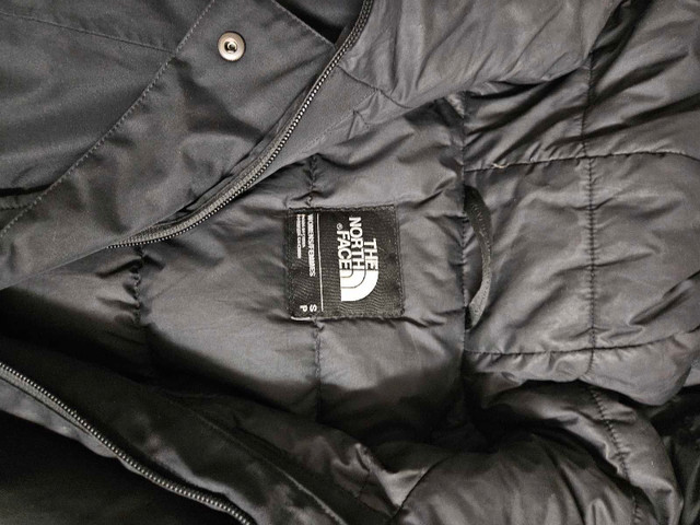 Womens North Face winter Jacket in Women's - Tops & Outerwear in Saskatoon - Image 3