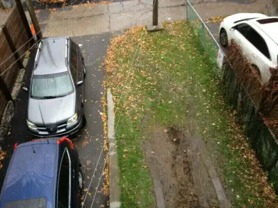 Stationnement-Entreposage Parking–Storage Auto- Camion H2R Montreal Besoin Stationnement , Parking E...