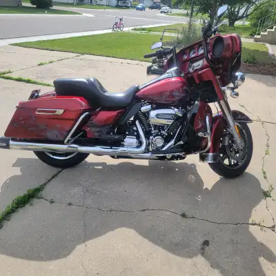 2018 FLHTK Ultra Limited $23,500 Turn key and go. Bike needs nothing and set up to tour all season....