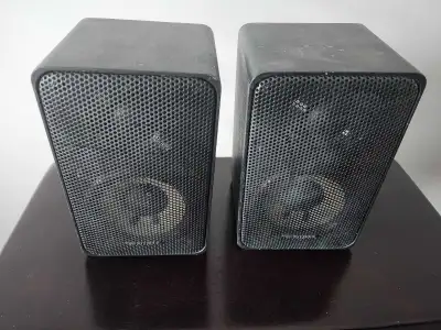 2 pair of small bookshelf speakers, View more