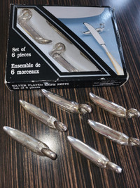 12 silver plated knife rests Porte-couteaux