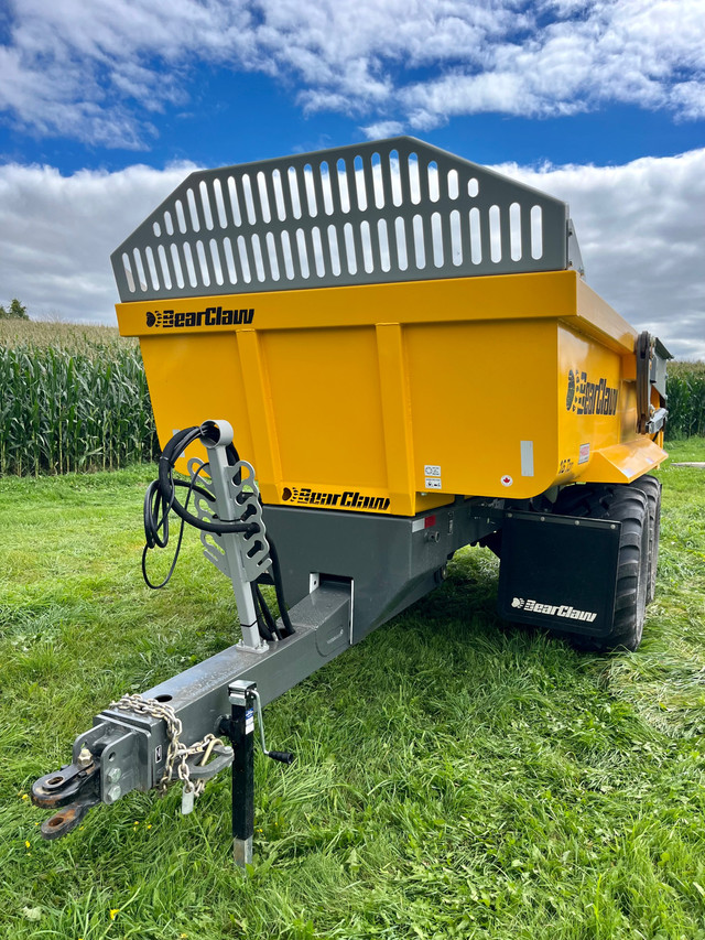 BearClaw 16 ton Trailer in Farming Equipment in Napanee - Image 4