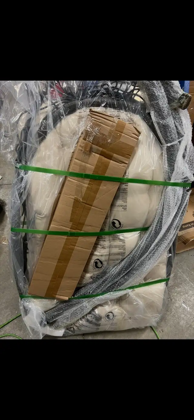 LKINBO Indoor Outdoor Egg Swing Chair with Stand and Cover, Pati in Patio & Garden Furniture in Hamilton - Image 6