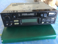Toyota  Cassette AM FM Car Stereo OEM 08600-00866 (Used - 90's)