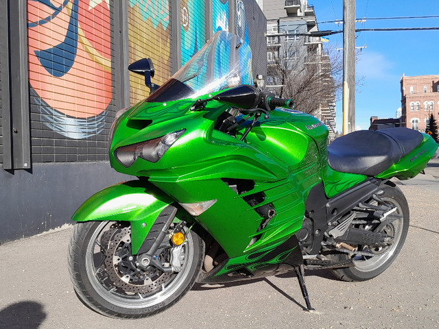 2012 Kawasaki zx-14r Ninja, $9400 obo in Sport Bikes in Edmonton