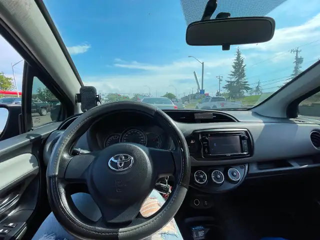 2015 Toyota Yaris LE in Cars & Trucks in Edmonton - Image 6