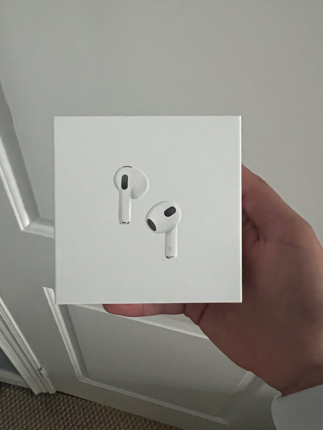 Airpods 3rd Gen in iPods & MP3s in Mississauga / Peel Region