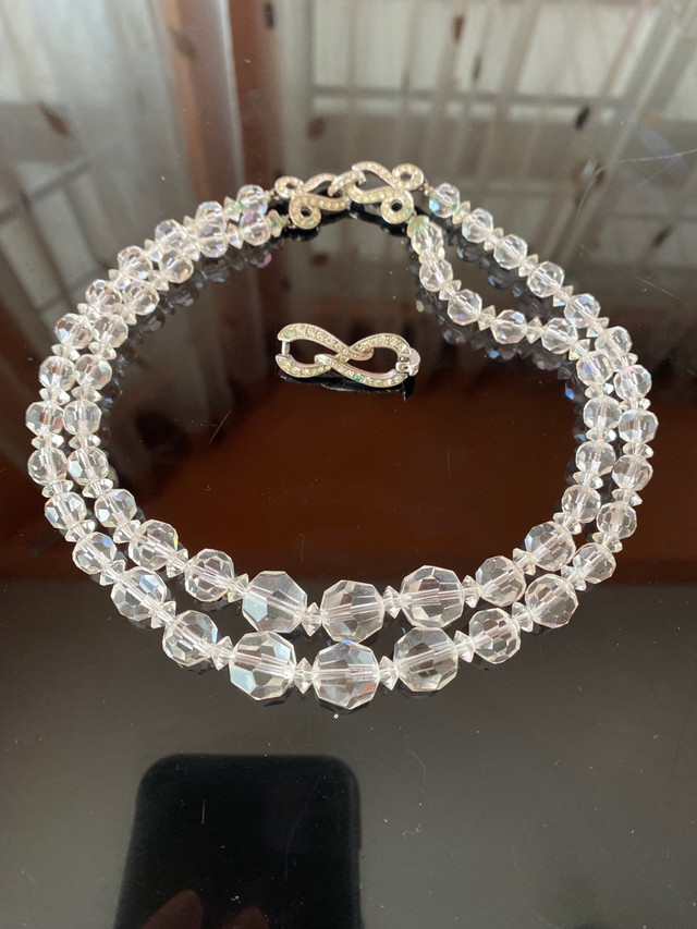 Vintage Boucher glass crystal necklace  in Jewellery & Watches in Delta/Surrey/Langley - Image 3