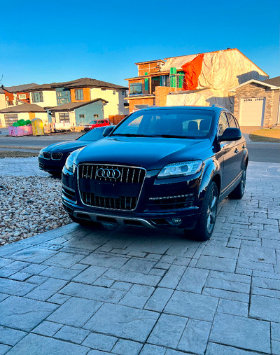 Audi Q7 Technik fully loaded - Well Maintained- 2 set of tires