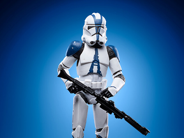 Star Wars The Vintage Collection 501 Clone Trooper Action Figure in Toys & Games in Trenton - Image 2