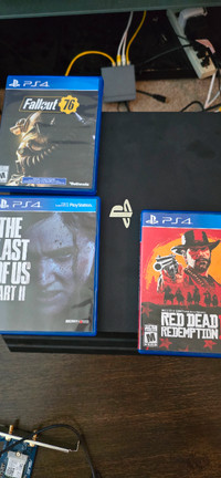 Ps4 slim and games
