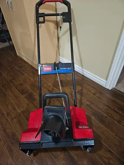 Toro Power Curve 1800 electric snowblower $175, View more