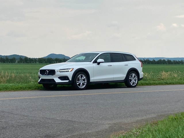 VOLVO T5 AWD CROSS COUNTRY 2020 — photo 2