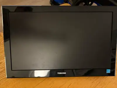 24 inch flatscreen TV/DVD player, View more