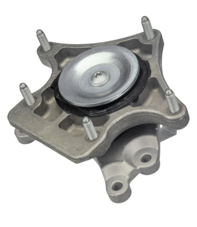 MB Engine & Trans Mounts Kit in Engine & Engine Parts in London - Image 2