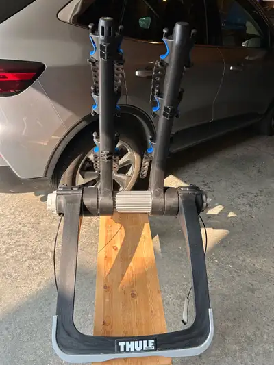 Thule 3-bike trunk/hatch mounted bike rack, View more