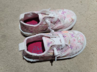 Toddler shoes size 7