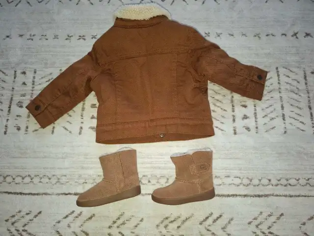 Gap jacket and Ugg boots in Clothing - 12-18 Months in Markham / York Region - Image 3