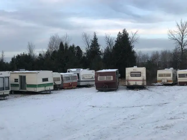 80 camper trailers parts windows doors tiny homes sheds living in RV & Camper Parts & Accessories in Barrie - Image 5