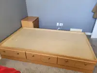 Kids Single Wood Bed