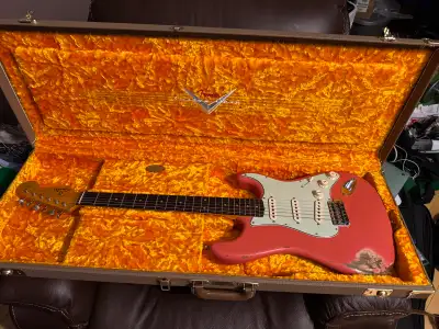 All the specs are attached. Only selling to fund another purchase. It is the best strat I have ever...