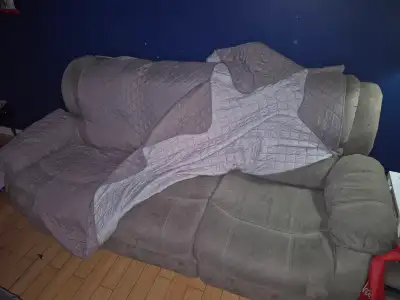 Free Couches, View more