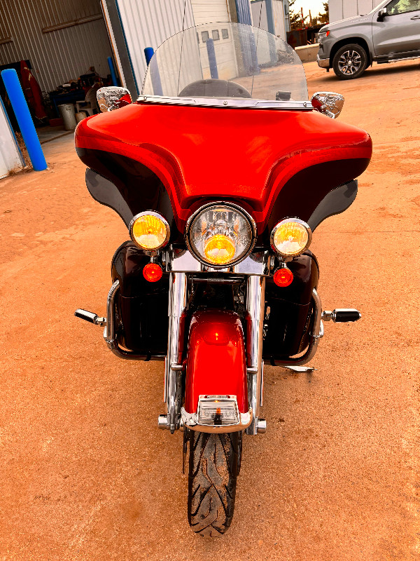 2009 Harley Davidson Ultra Classic CVO New Motor Rebuilt 21,673k in Touring in Grande Prairie - Image 3
