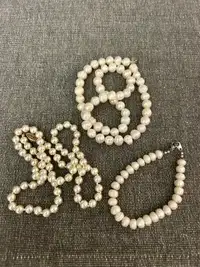 Vintage Pearl Costume Jewelry necklaces & bracelet 