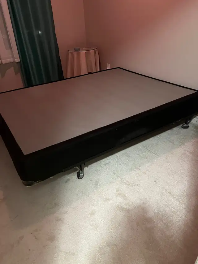 Queen BoxspringAdjustable Bed Frame in Beds & Mattresses in Kingston - Image 4