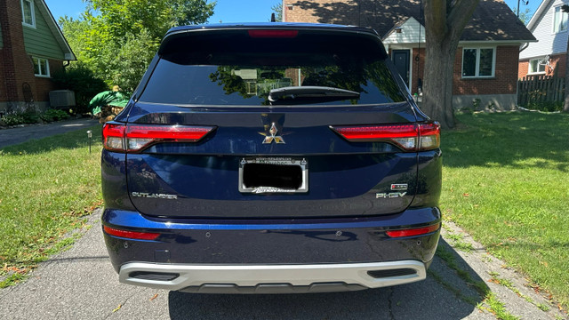  Mitsubishi Outlander PHEV SEL 2024 – 29 000 km dans Autos et camions  à Ville de Montréal - Image 4