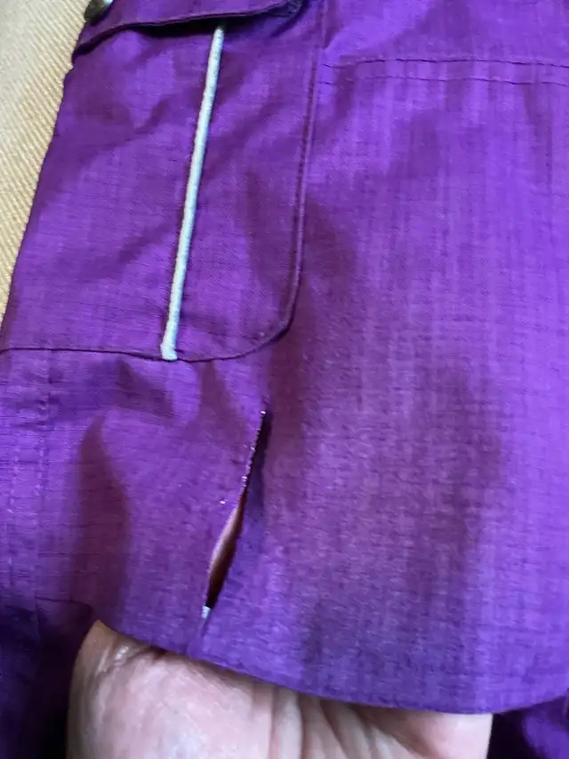 Set: Winter Jacket and Snow Pants, Size 5 in Kids & Youth in Edmonton - Image 6