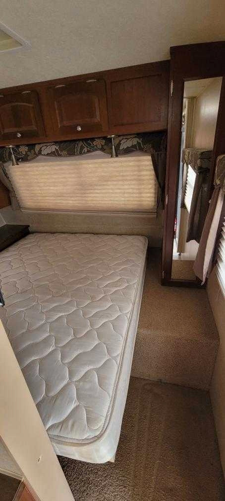 2014 Rockwood Ultralite 2910ts Bunkhouse in Travel Trailers & Campers in Medicine Hat - Image 4
