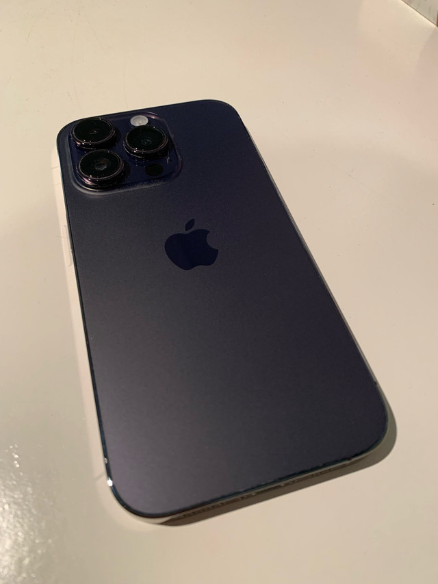 iPhone 14 Pro 128GB - Deep Purple - UNLOCKED in Cell Phones in Ottawa