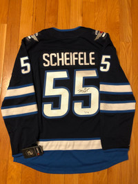 Winnipeg Jets autographed Scheifele Fanatics jersey