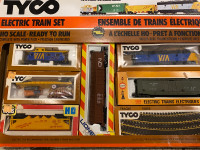 Tyco CN Electric Train Set w/Box