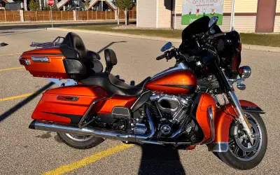 Asking $24,995.00 OBO No GST and No Documentation Fee’s 2019 Harley Davidson Ultra Limited 122 cubic...