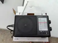 Sony ICF506 Analog Portable/Tabletop Radio