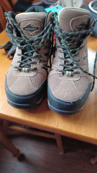 Womens hiker work boots size 7