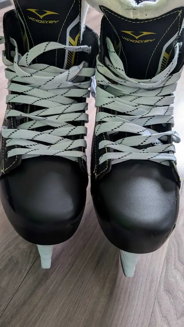 Men's Skates in Skates & Blades in Kitchener / Waterloo - Image 4