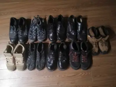 Lot de 9 paires de Chaussures pointure 13 à vendre pour 60$ 3 paires de souliers propre de chez Aldo...