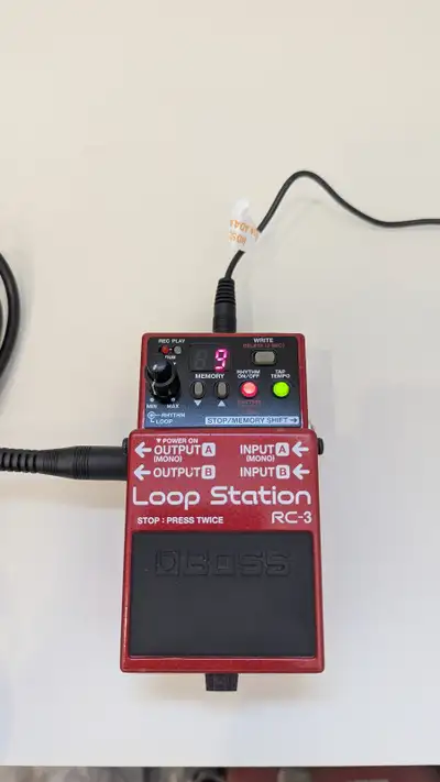 Boss RC3 looper - great condition, View more