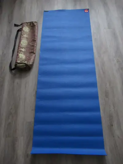 WaiLana Yoga to Yogi Mat and Bag with Strap, View more