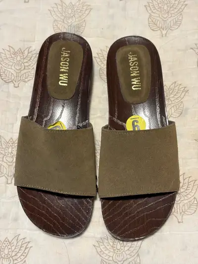 Jason Wu Slides, View more