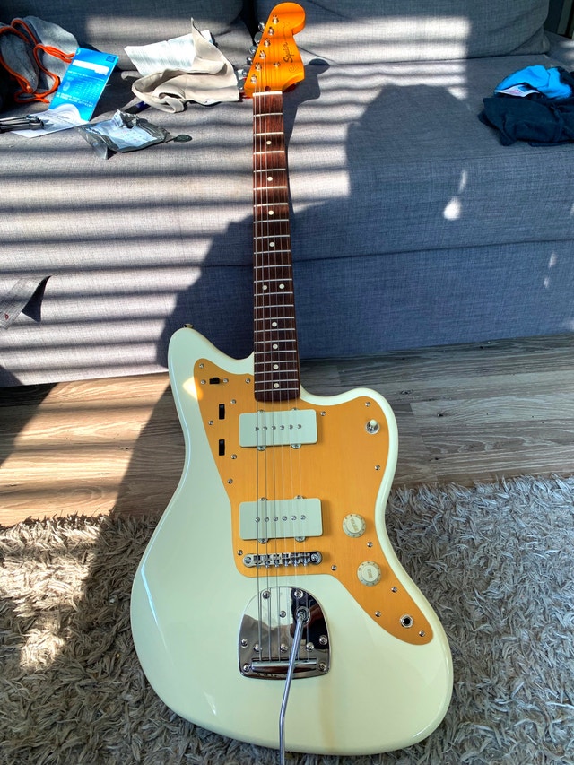 J Masic Squier Jazzmaster Guitars Barrie Kijiji