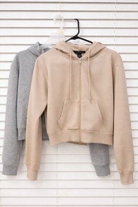 New Ambiance Cropped Zip-Up Hoodies​ Delta/Surrey/Langley Greater Vancouver Area Preview