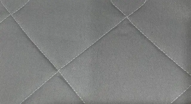 Heavy-Duty Quilted Insulation Fabric Roll