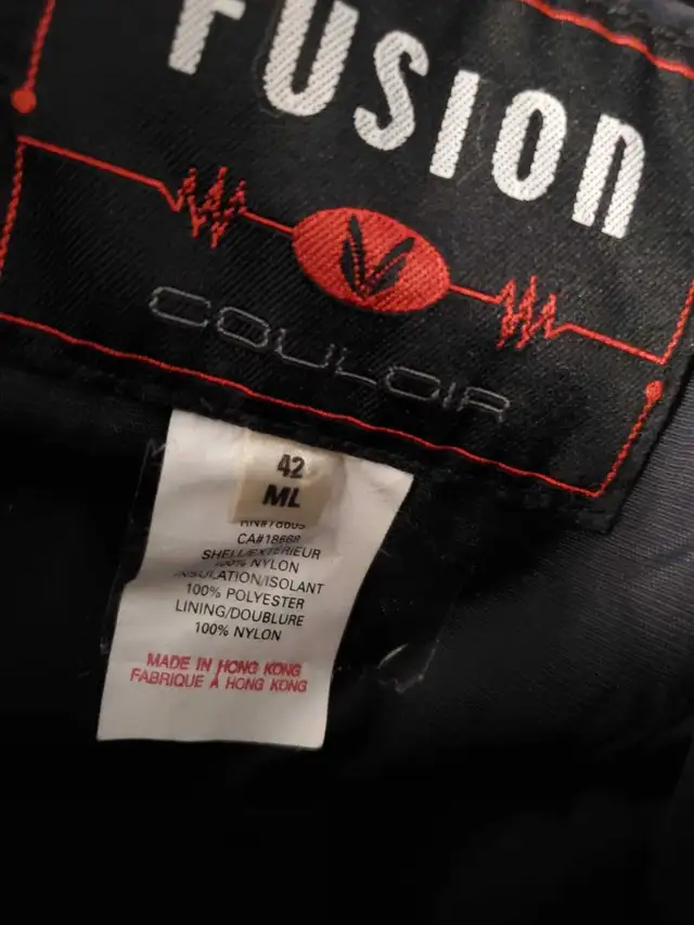 Men's Warm Winter Jacket size 42 ML in Men's in Mississauga / Peel Region - Image 9