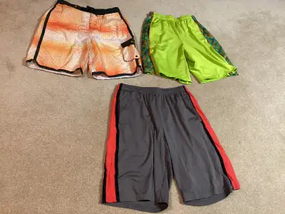 MENS MEDIUM SHORTS AND T SHIRTS, View more